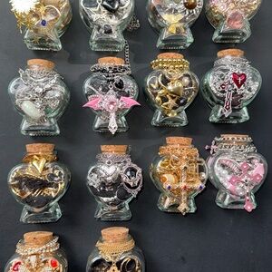 Chic Heart-Shaped Necklace with Gold and Silver Details